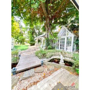 ใจกลางสุขุมวิท 101 บ้านเดี่ยวและ Glasshouse 5นอน BTSปุณณวิถี220ม. ปุณณวิถี 5-13 