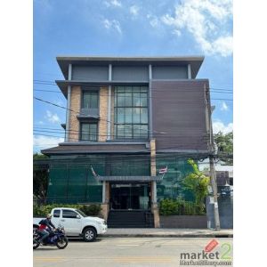 ขายอาคารสำนักงาน 3.5 ชั้น พร้อมลิฟต์ 25.9 ล้านบาท | ทำเลเลียบทางด่วน - รามอินทรา