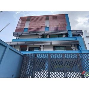 รหัสC7328 ให้เช่าโฮมออฟฟิศ 4ชั้น พักอาศัยได้ ทำเลย่านห้วยขวาง รัชดาภิเษก สุทธิสา
