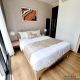 Park 24 Peaceful Spacious Livable 3rd Floor BTS PhromPhong
